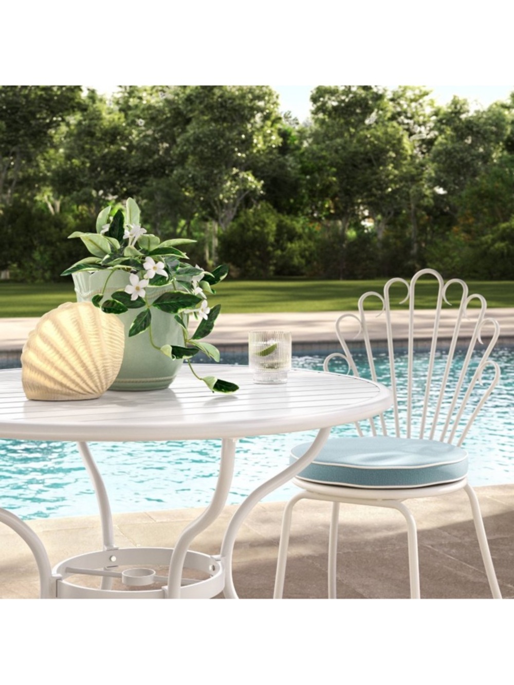 Studio Mcgee Threshold Illuminated Outdoor Patio Beach Clam Shell Rechargeable - Picture 2 of 4